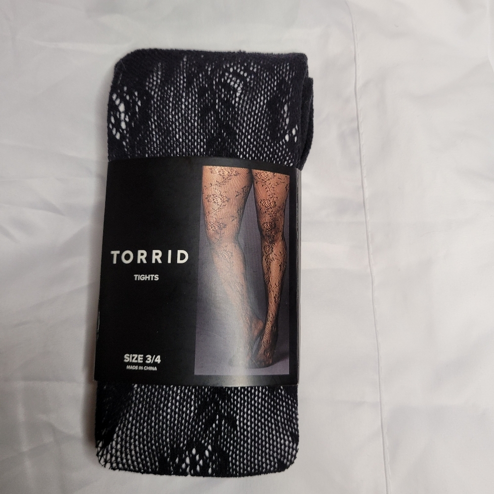 Torrid fishnet - floral design